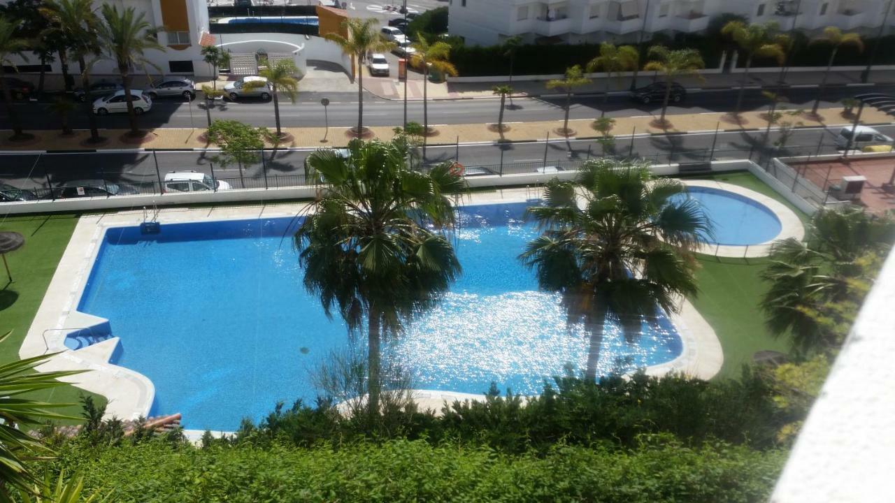 Puerto Deportivo Estepona Ngoại thất bức ảnh