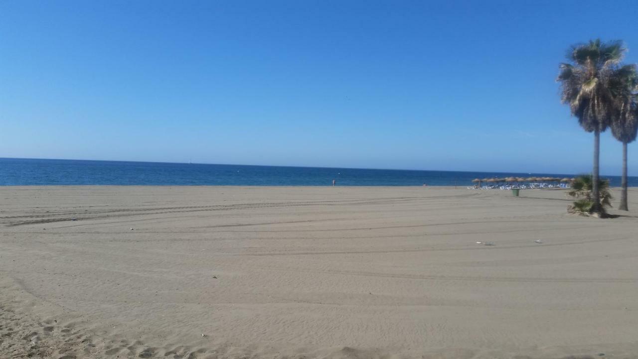 Puerto Deportivo Estepona Ngoại thất bức ảnh