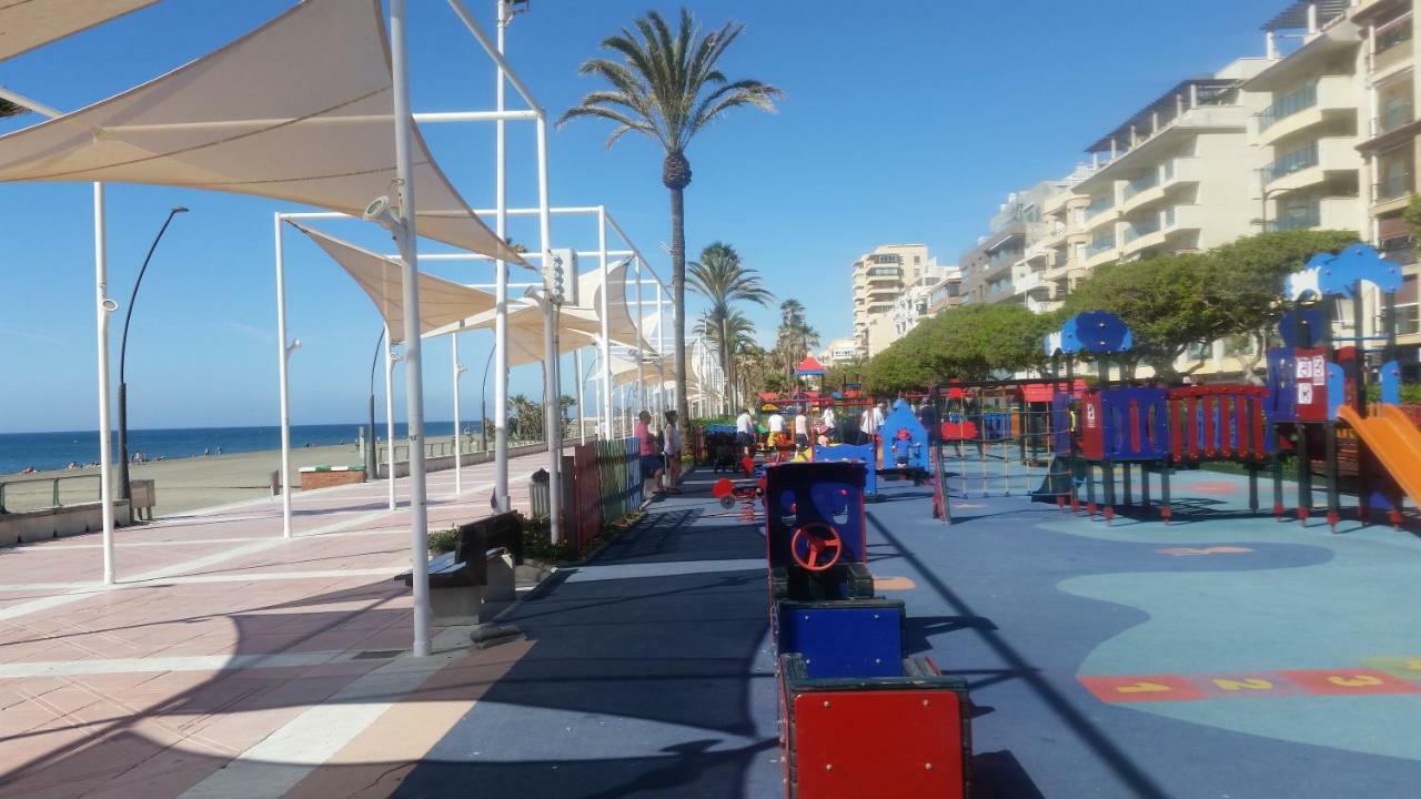 Puerto Deportivo Estepona Ngoại thất bức ảnh